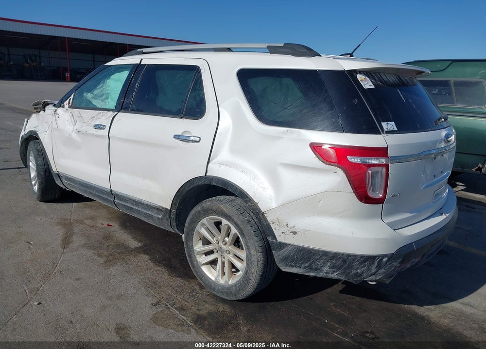 2011 FORD EXPLORER XLT VIN: 1FMHK8D86BGA39046