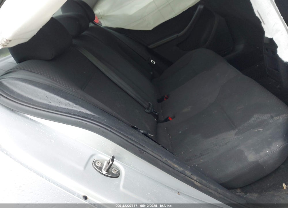 2014 VOLKSWAGEN JETTA VIN: 3VW2K7AJ6EM327684