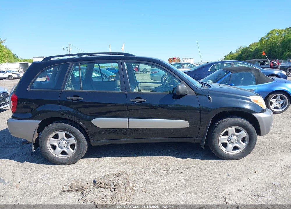 2005 TOYOTA RAV4 VIN: JTEHD20VX56046028