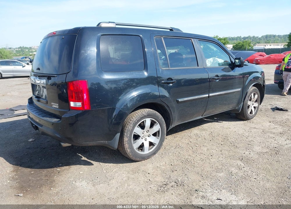 2014 HONDA PILOT TOURING VIN: 5FNYF4H93EB032767