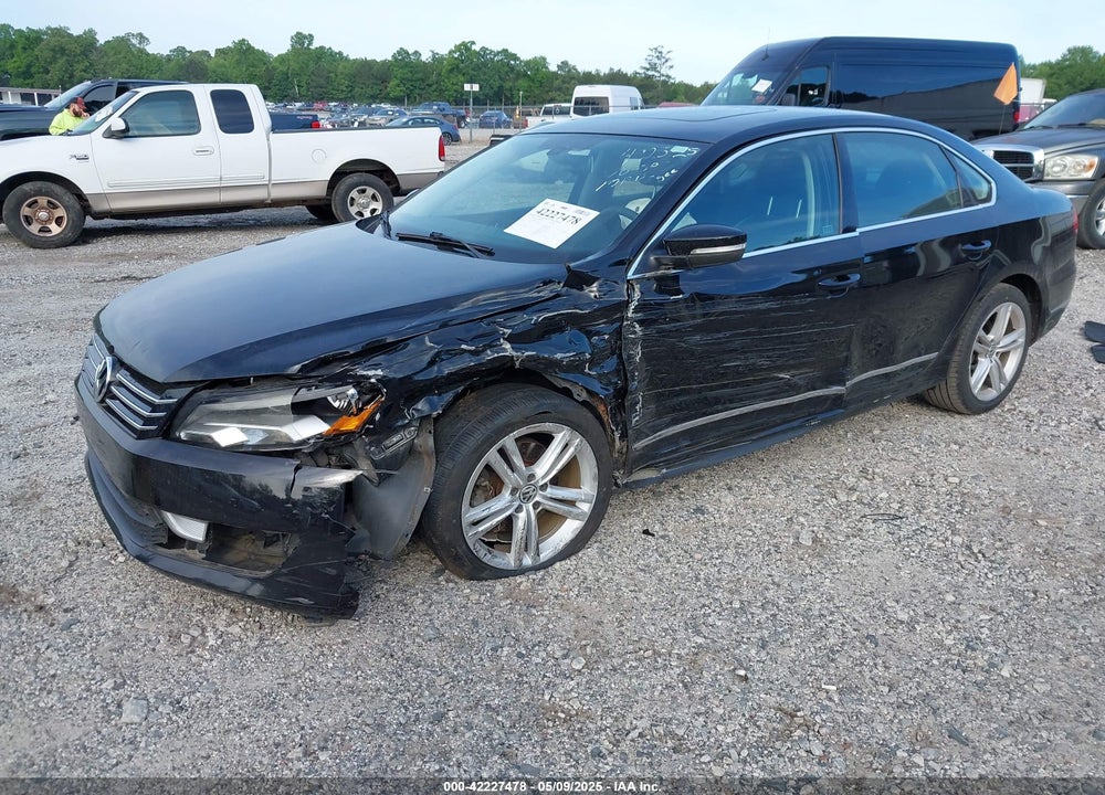 2015 VOLKSWAGEN PASSAT VIN: 1VWCV7A36FC070459