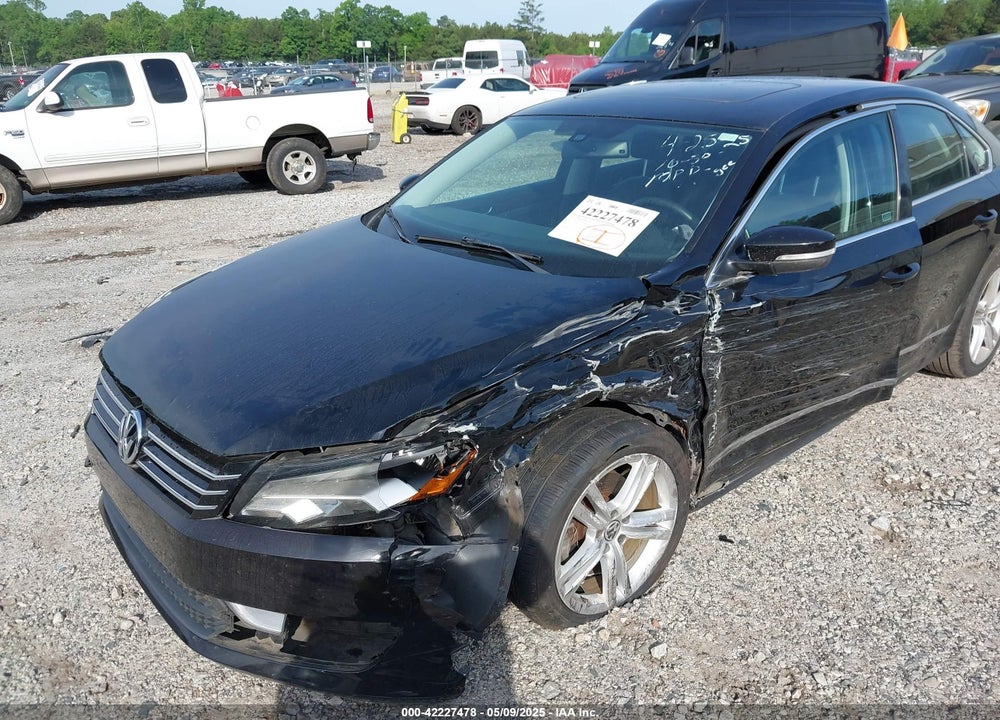 2015 VOLKSWAGEN PASSAT VIN: 1VWCV7A36FC070459