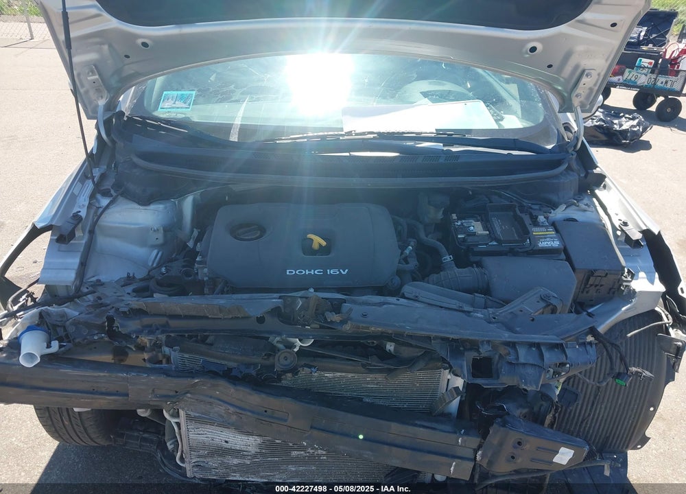 2017 KIA FORTE VIN: 3KPFK4A7XHE160610