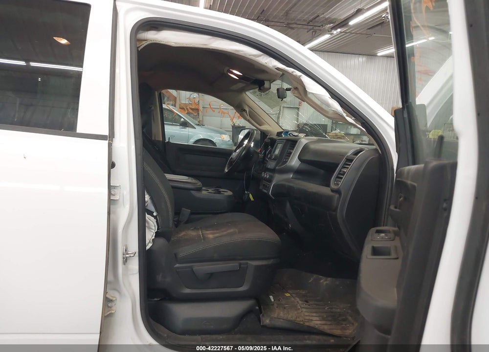 2020 RAM 2500 TRADESMAN 4X4 6'4 BOX VIN: 3C6UR5CL3LG214398