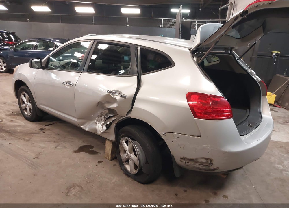 2010 NISSAN ROGUE S VIN: JN8AS5MV5AW135902