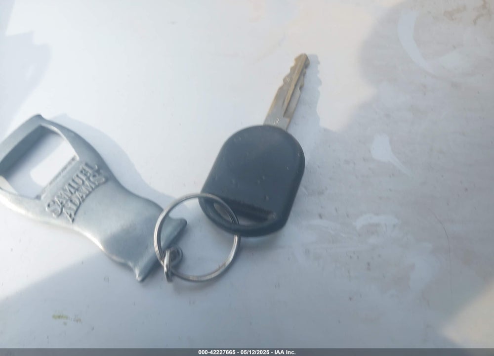 2003 FORD TAURUS VIN: 1FAFP53U23A252497