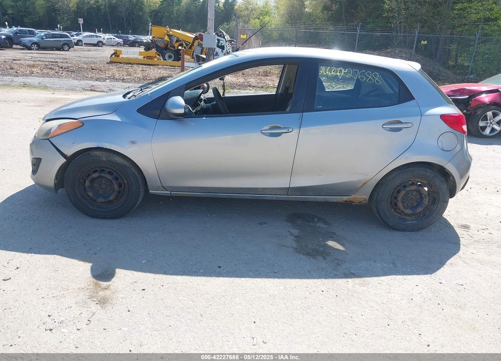 2012 MAZDA MAZDA2 VIN: JM1DE1KY1C0142339