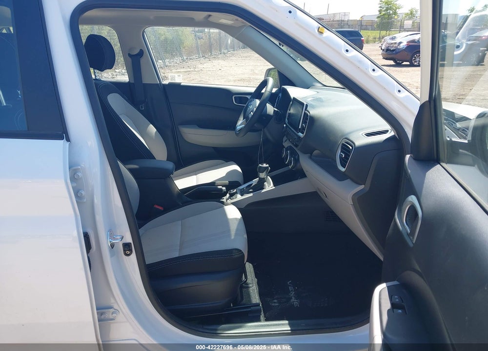 2025 HYUNDAI VENUE VIN: KMHRC8A38SU363580