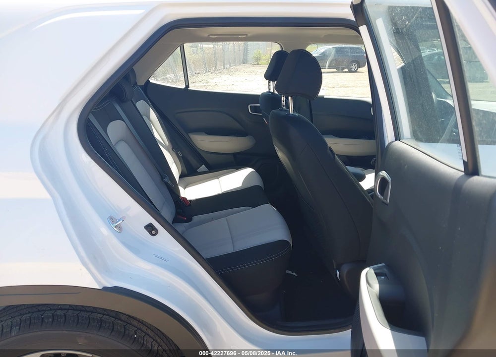 2025 HYUNDAI VENUE VIN: KMHRC8A38SU363580