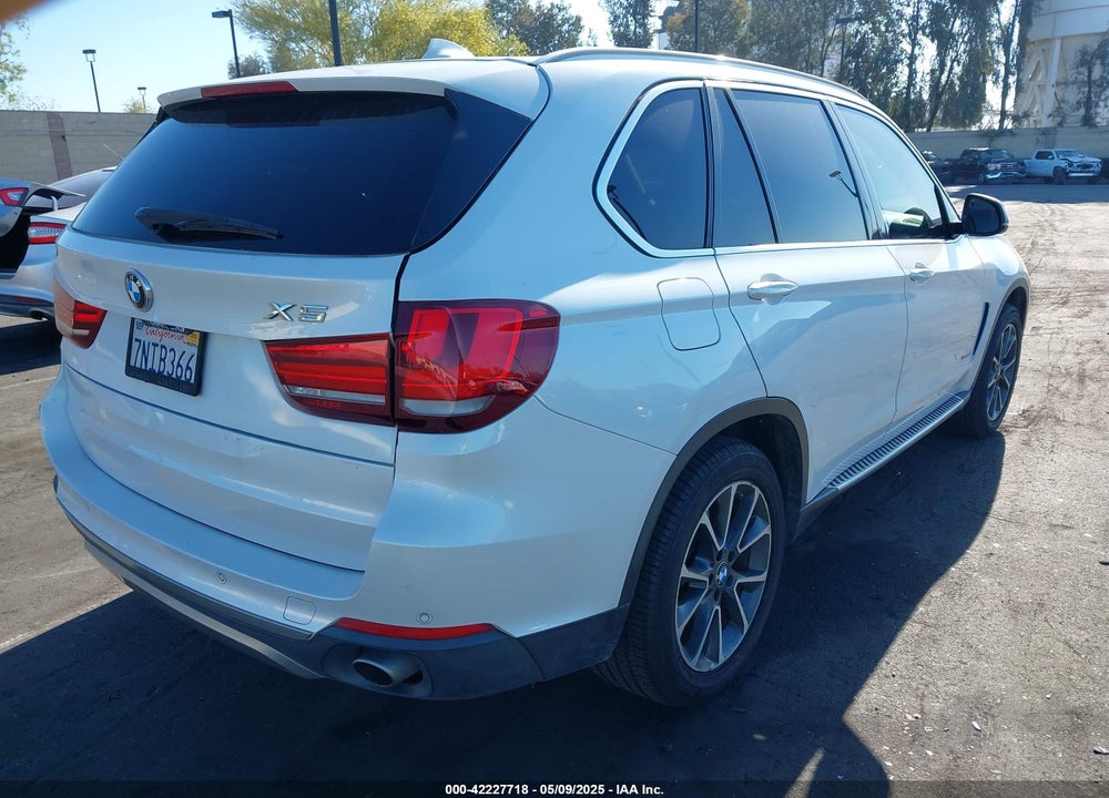 2015 BMW X5 XDRIVE35I VIN: 5UXKR0C54F0P18132