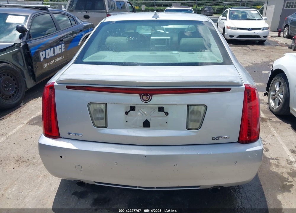2010 CADILLAC STS VIN: 1G6DU6EA1A0100235