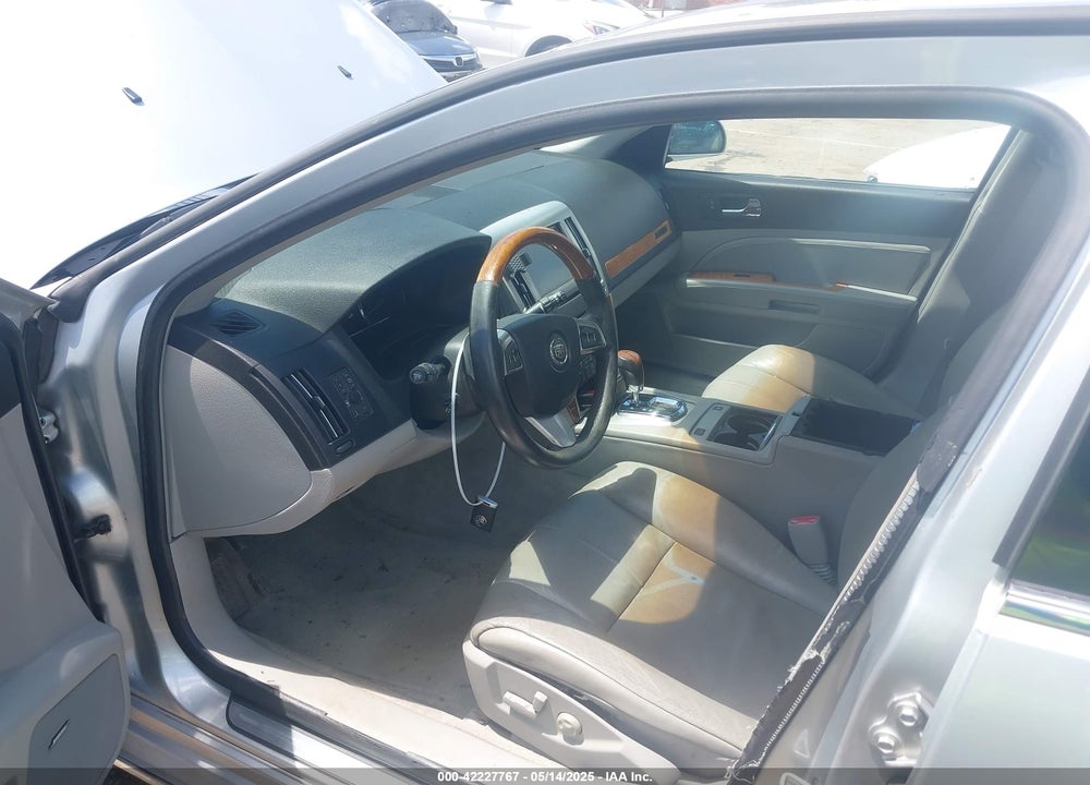 2010 CADILLAC STS VIN: 1G6DU6EA1A0100235