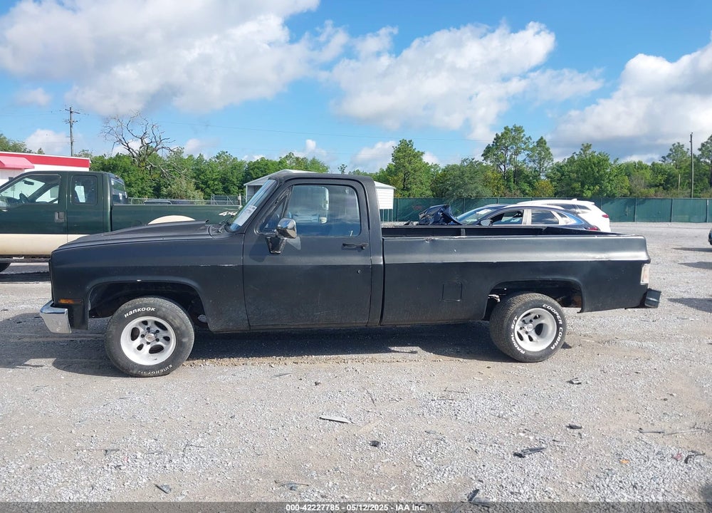 1985 CHEVROLET C10 VIN: 1GCDC14NXFF335342