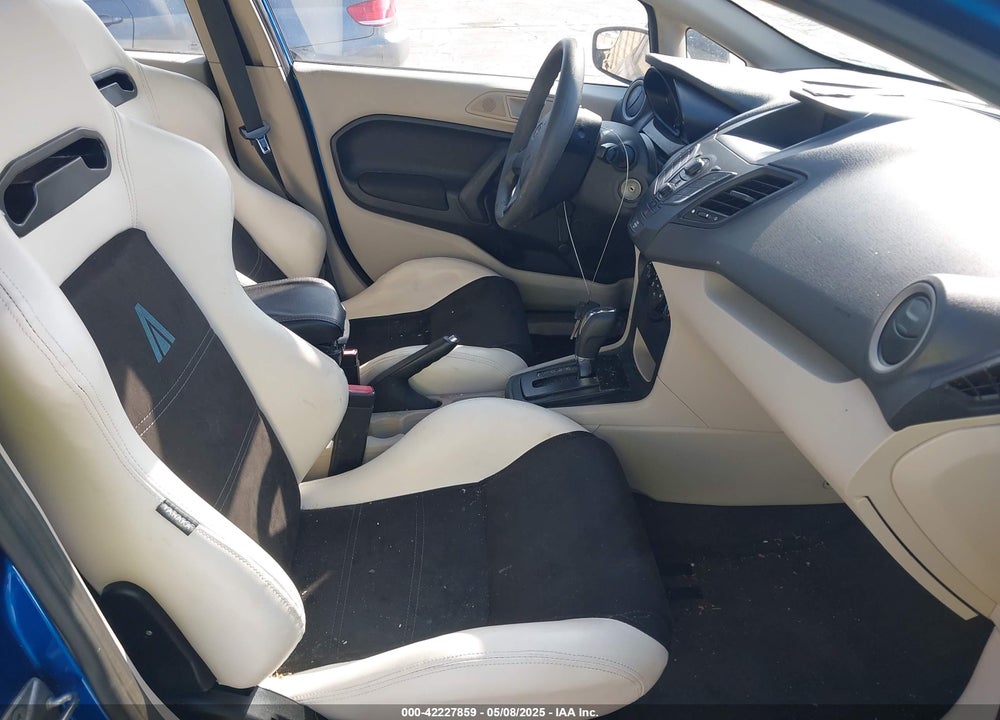 2011 FORD FIESTA VIN: 3FADP4AJ7BM234198
