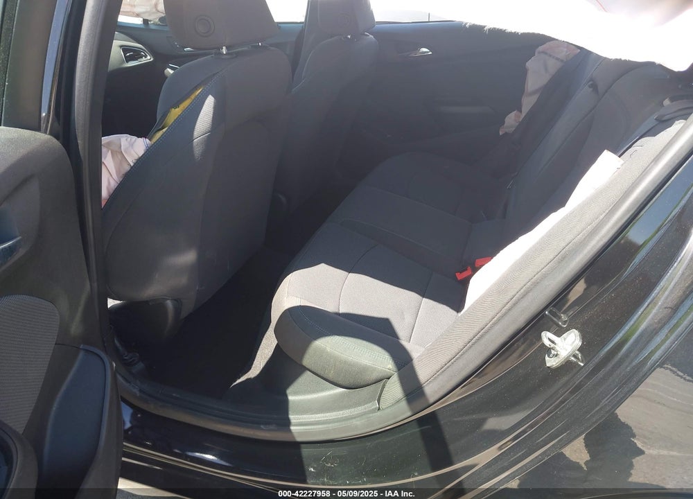 2019 CHEVROLET CRUZE VIN: 1G1BE5SM6K7124218