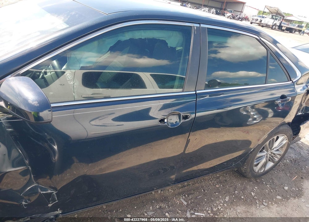 2015 TOYOTA CAMRY SE VIN: 4T1BF1FK7FU007630