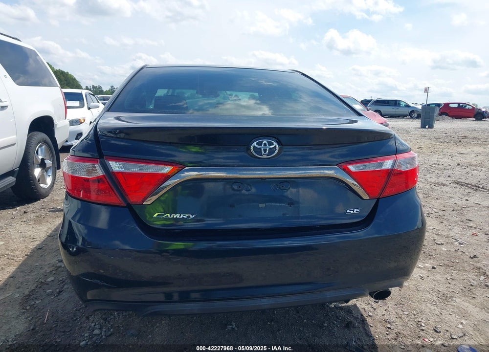 2015 TOYOTA CAMRY SE VIN: 4T1BF1FK7FU007630