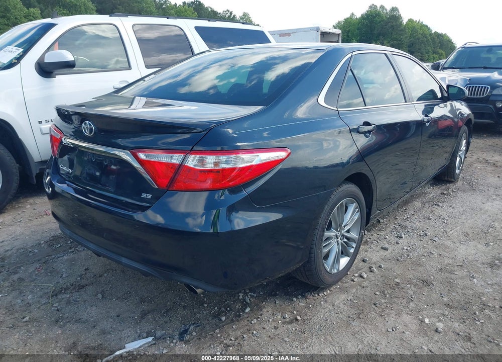 2015 TOYOTA CAMRY SE VIN: 4T1BF1FK7FU007630