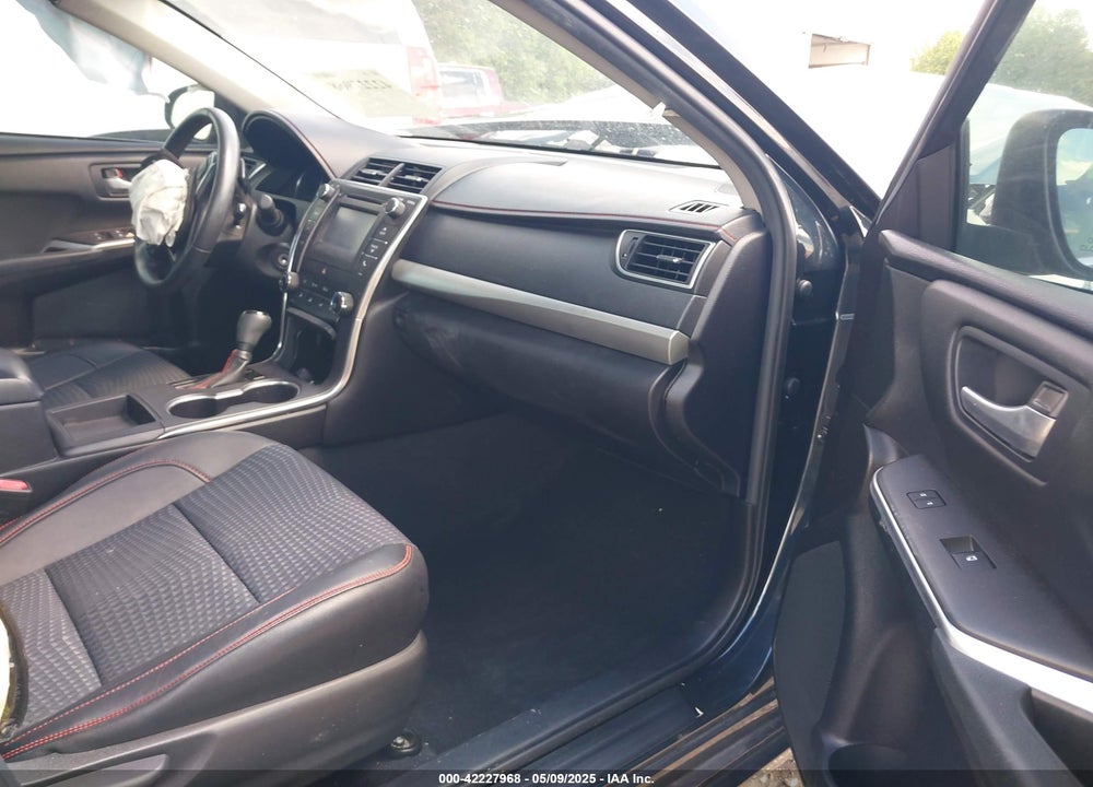 2015 TOYOTA CAMRY SE VIN: 4T1BF1FK7FU007630