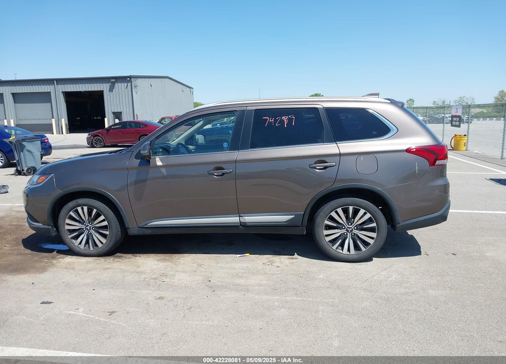 2019 MITSUBISHI OUTLANDER SEL VIN: JA4AZ3A30KZ008337