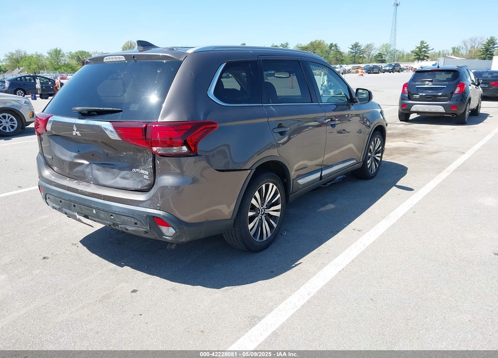 2019 MITSUBISHI OUTLANDER SEL VIN: JA4AZ3A30KZ008337