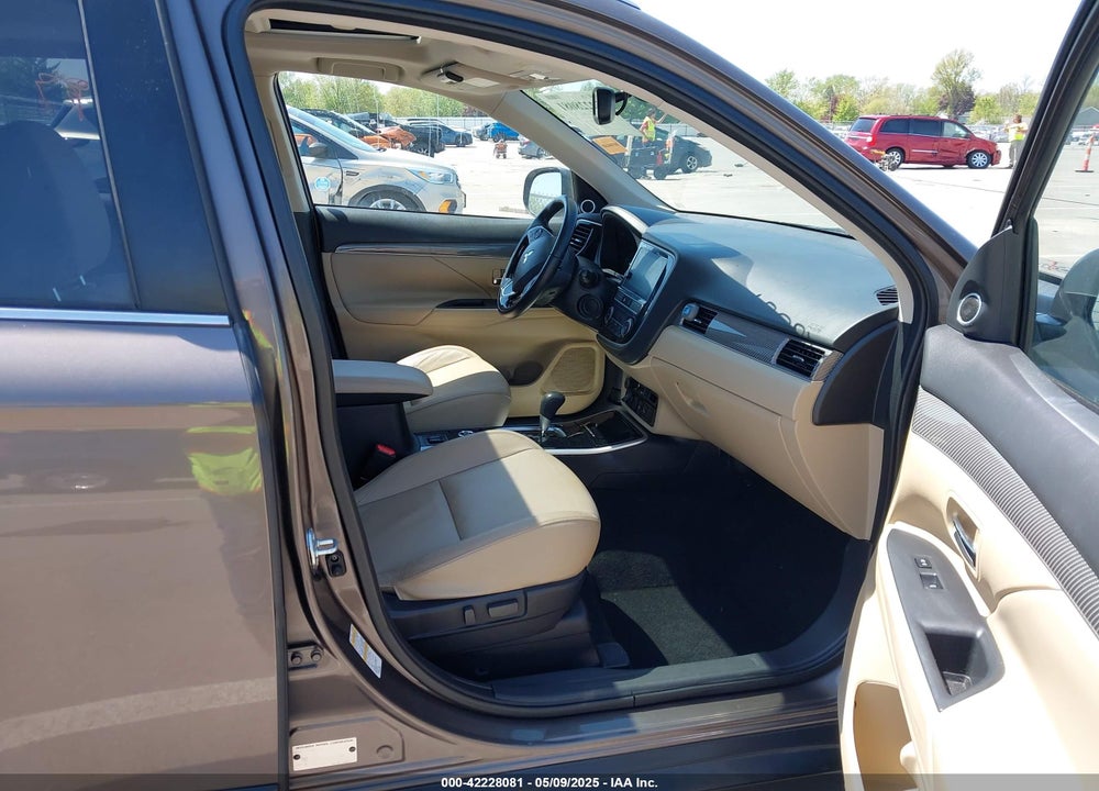 2019 MITSUBISHI OUTLANDER SEL VIN: JA4AZ3A30KZ008337