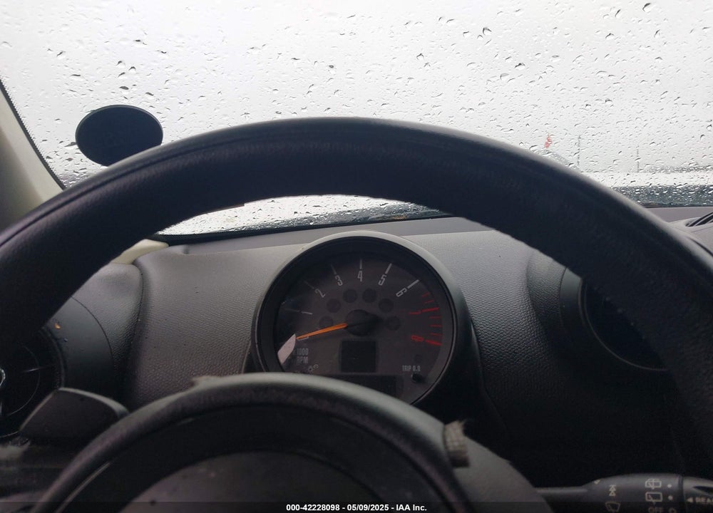 2015 MINI COUNTRYMAN COOPER S VIN: WMWZC3C54FWT02126