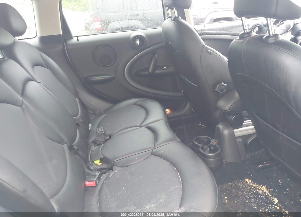 2015 MINI COUNTRYMAN COOPER S VIN: WMWZC3C54FWT02126