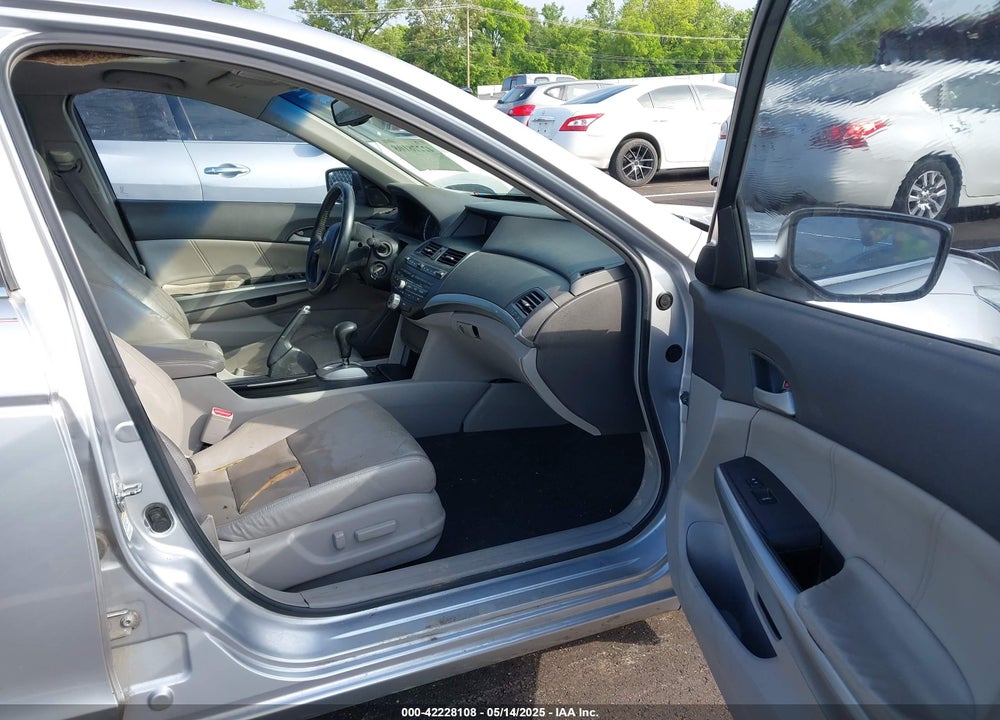 2008 HONDA ACCORD VIN: 1HGCP36878A088561