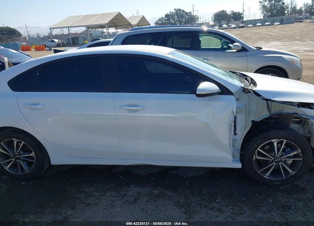 2023 KIA FORTE LXS VIN: 3KPF24AD3PE595716