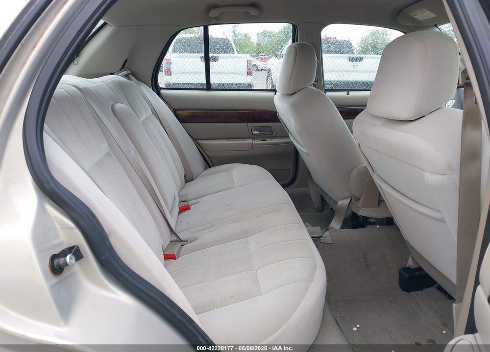 2008 MERCURY GRAND MARQUIS VIN: 2MEFM74V88X604663