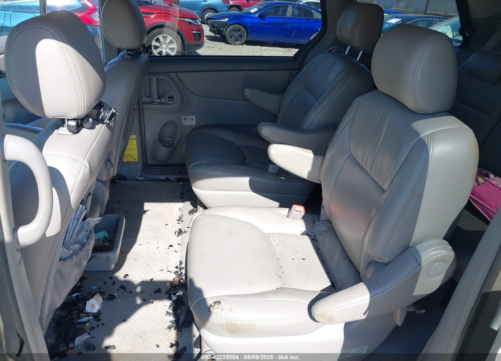 2005 TOYOTA SIENNA LE VIN: 5TDZA23C35S312033