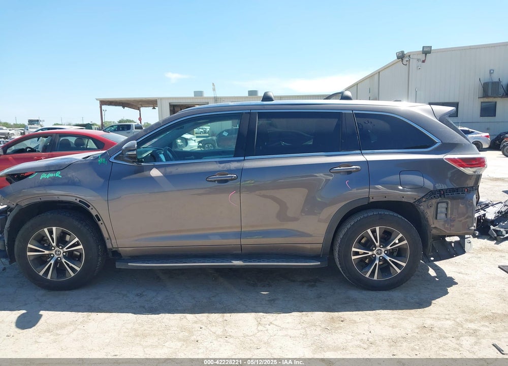 2016 TOYOTA HIGHLANDER VIN: 5TDKKRFH9GS135246