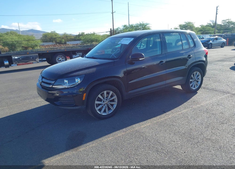 2018 VOLKSWAGEN TIGUAN LIMITED VIN: WVGAV7AX0JK004268