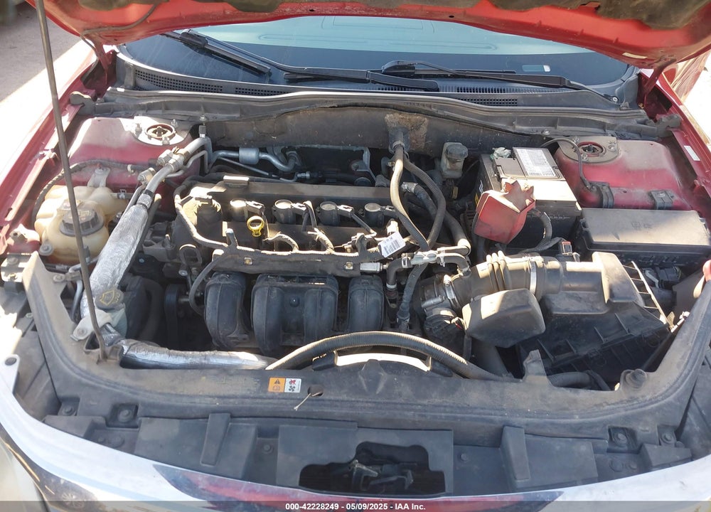 2010 FORD FUSION VIN: 3FAHP0HA9AR256835