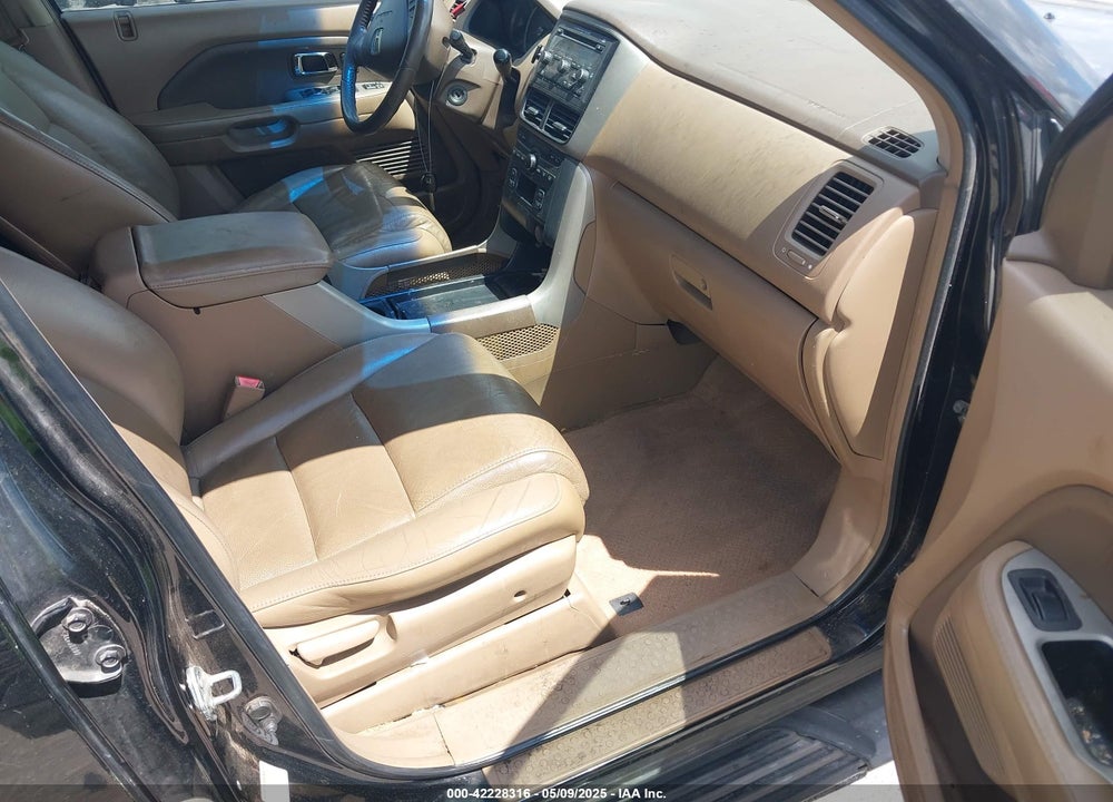 2007 HONDA PILOT EX-L VIN: 5FNYF28587B039847