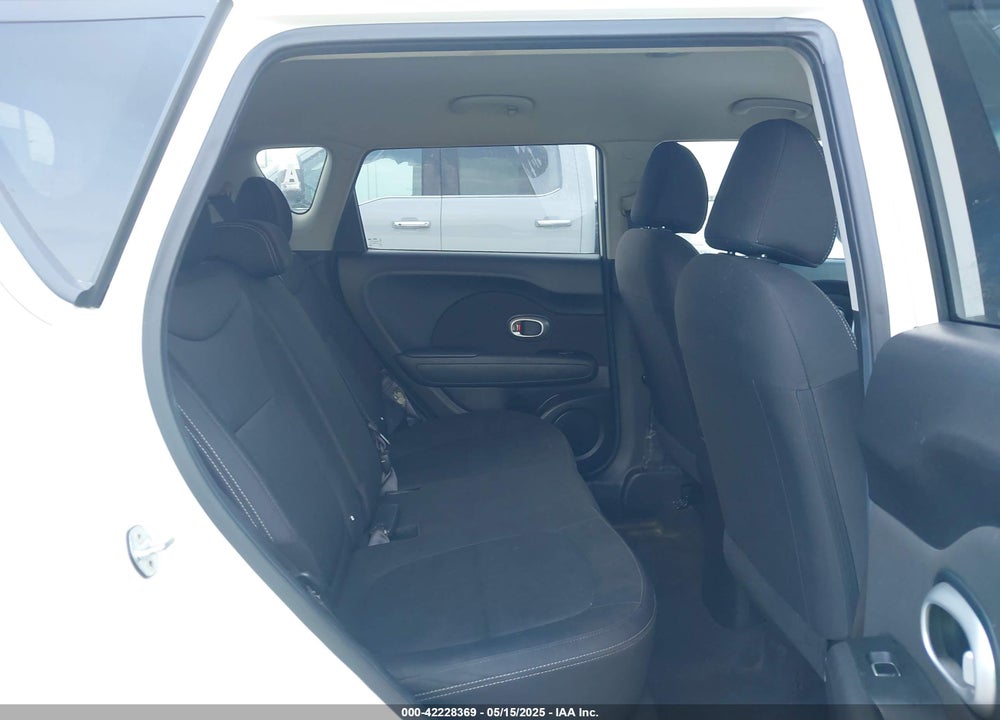 2019 KIA SOUL VIN: KNDJN2A28K7010934