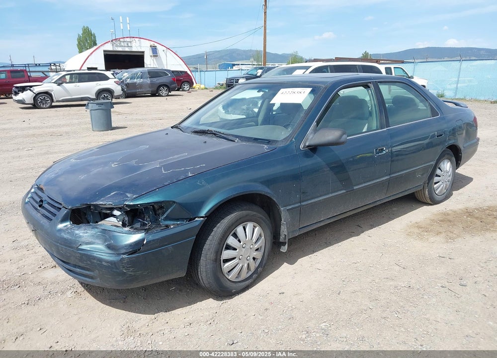 1998 TOYOTA CAMRY LE VIN: 4T1BG22KXWU363210