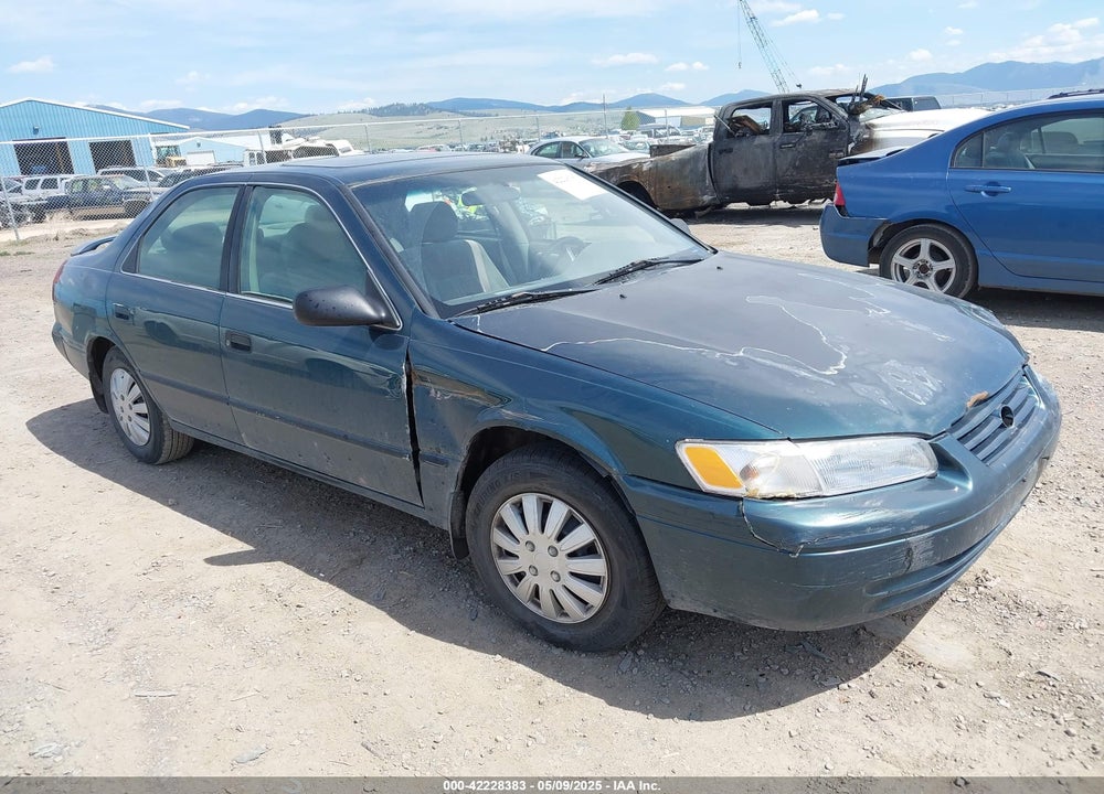 1998 TOYOTA CAMRY LE VIN: 4T1BG22KXWU363210
