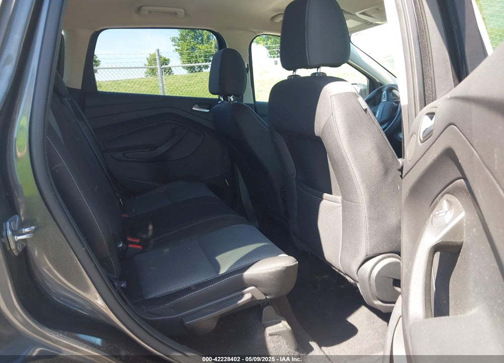 2017 FORD ESCAPE VIN: 1FMCU0GD5HUF05607