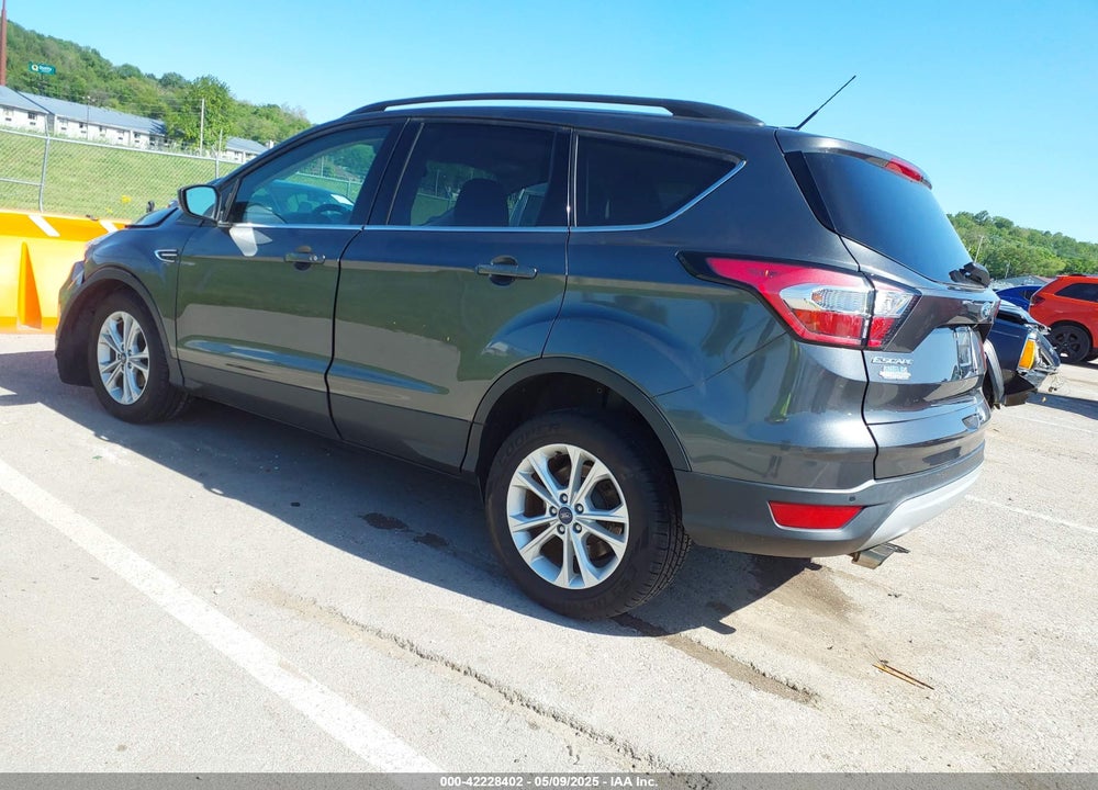 2017 FORD ESCAPE VIN: 1FMCU0GD5HUF05607