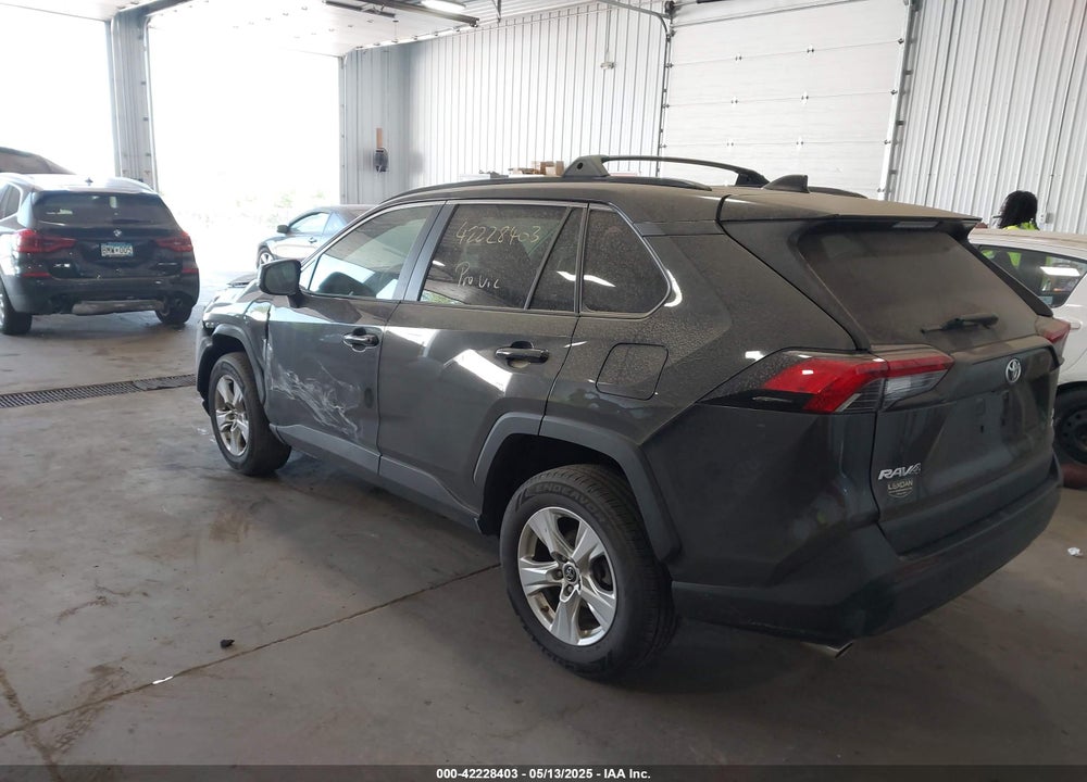 2019 TOYOTA RAV4 VIN: 2T3P1RFV3KW033799