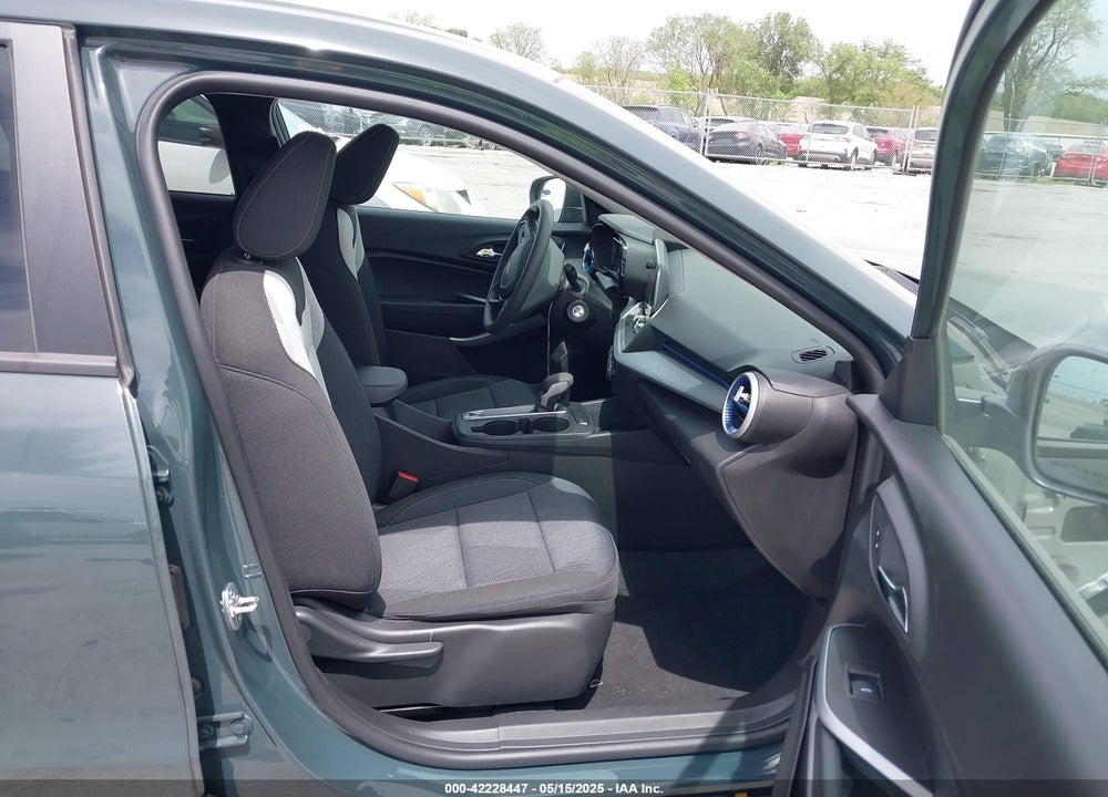 2025 CHEVROLET TRAX FWD LS VIN: KL77LFEP1SC074637