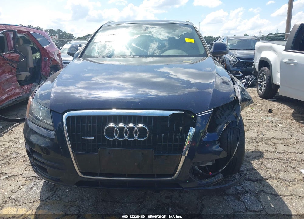 2010 AUDI Q5 3.2 PREMIUM VIN: WA1CKAFP8AA112939