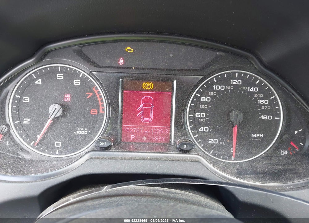 2010 AUDI Q5 3.2 PREMIUM VIN: WA1CKAFP8AA112939