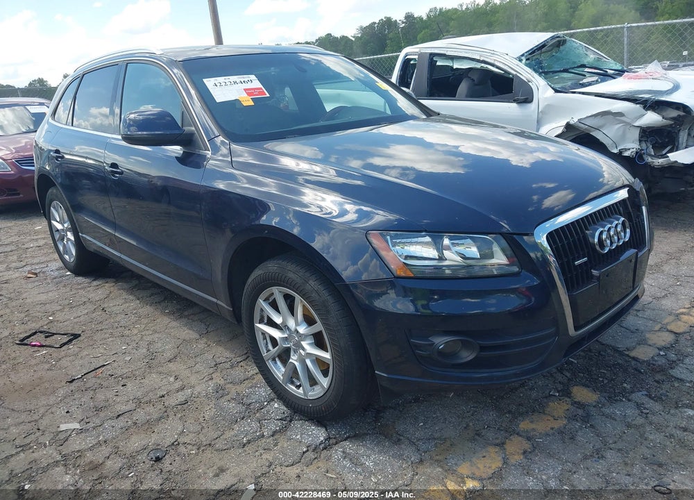 2010 AUDI Q5 3.2 PREMIUM VIN: WA1CKAFP8AA112939