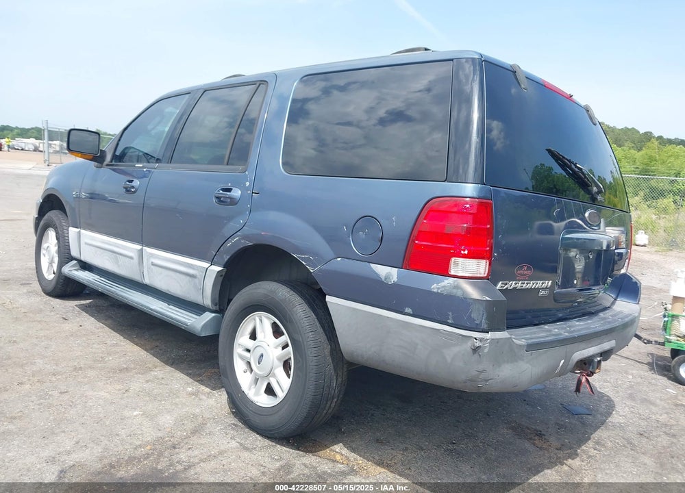 2004 FORD EXPEDITION XLT VIN: 1FMRU15W54LA85724