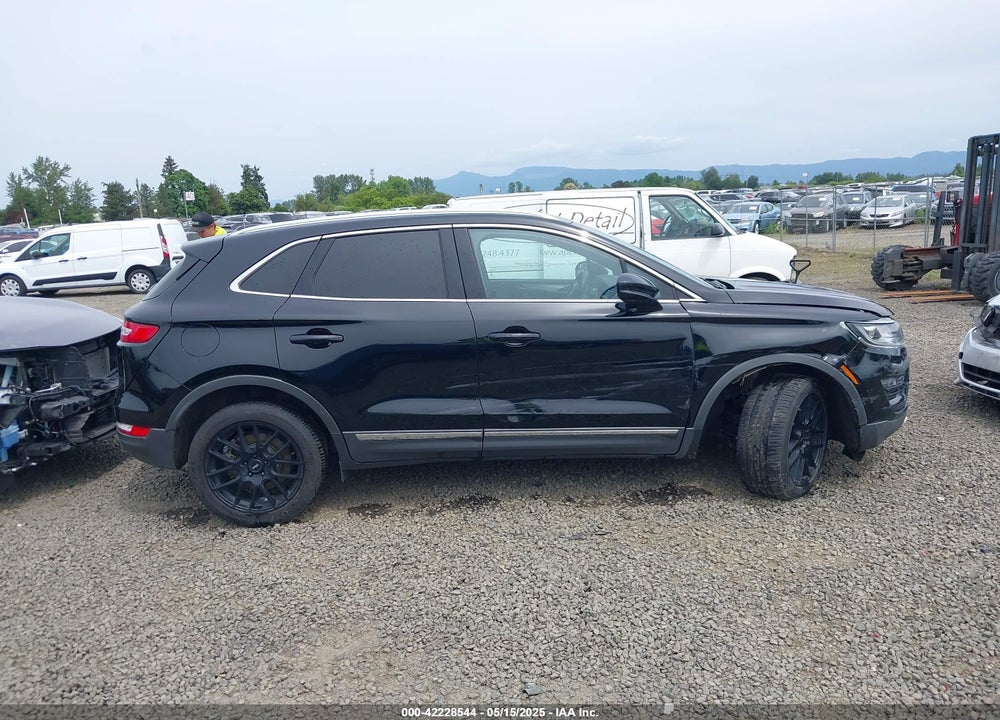 2016 LINCOLN MKC VIN: 5LMCJ1D9XGUJ24541