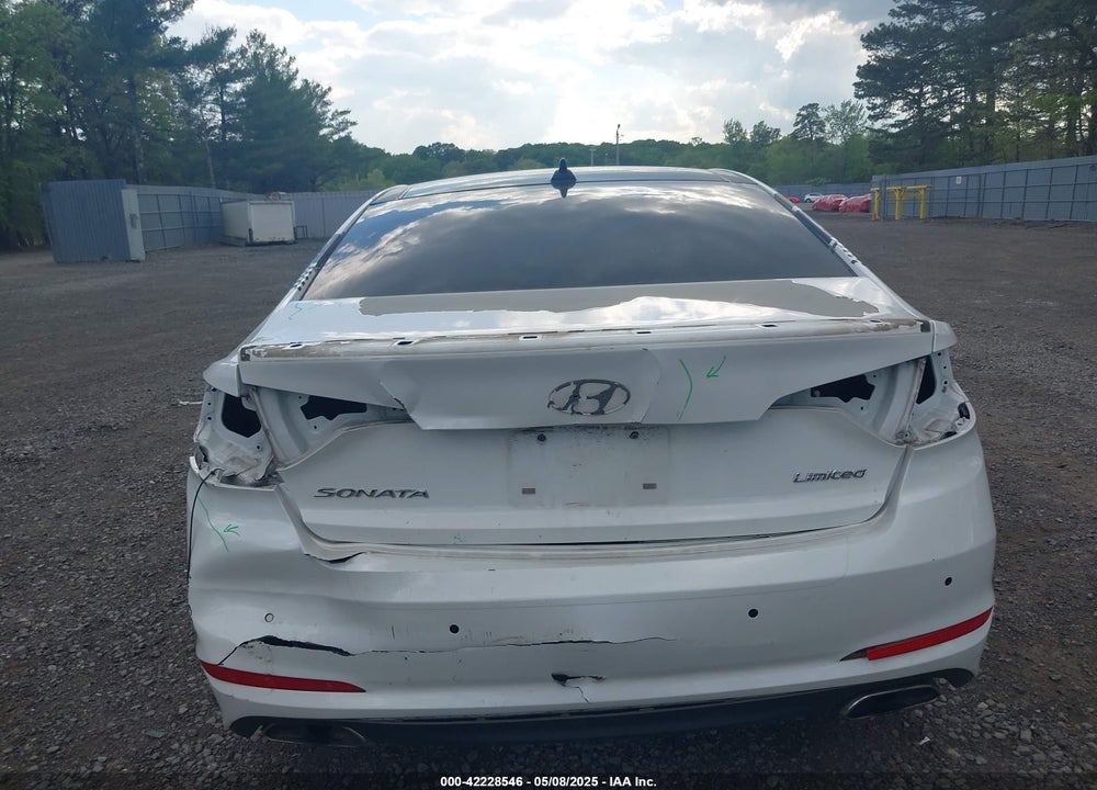 2015 HYUNDAI SONATA LIMITED VIN: 5NPE34AF0FH017562
