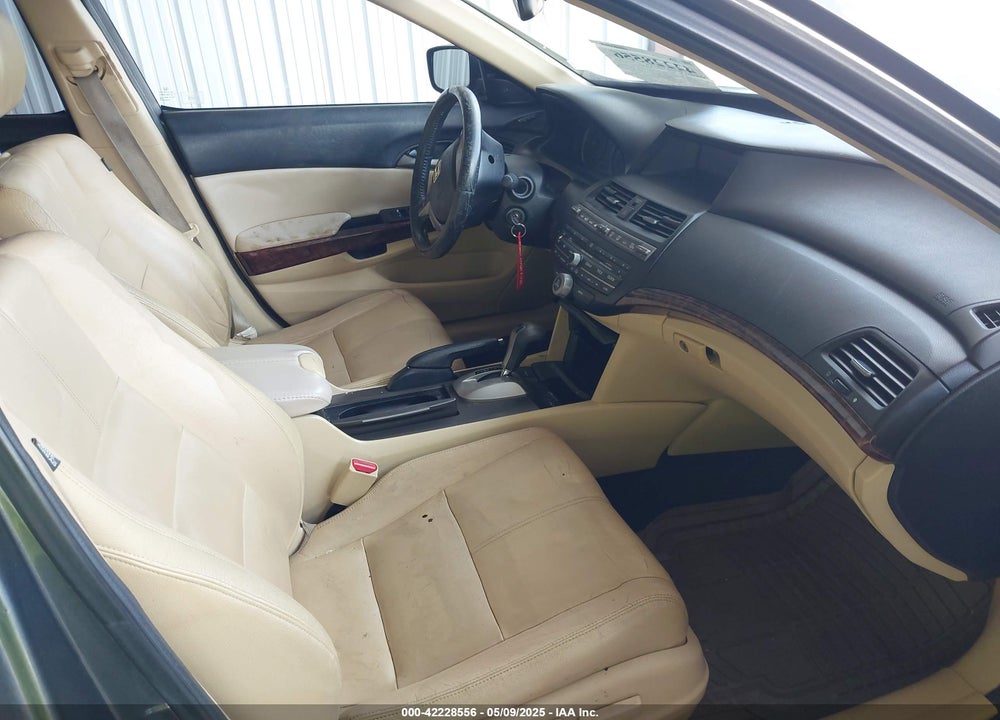 2011 HONDA ACCORD CROSSTOUR VIN: 5J6TF1H5XBL002805